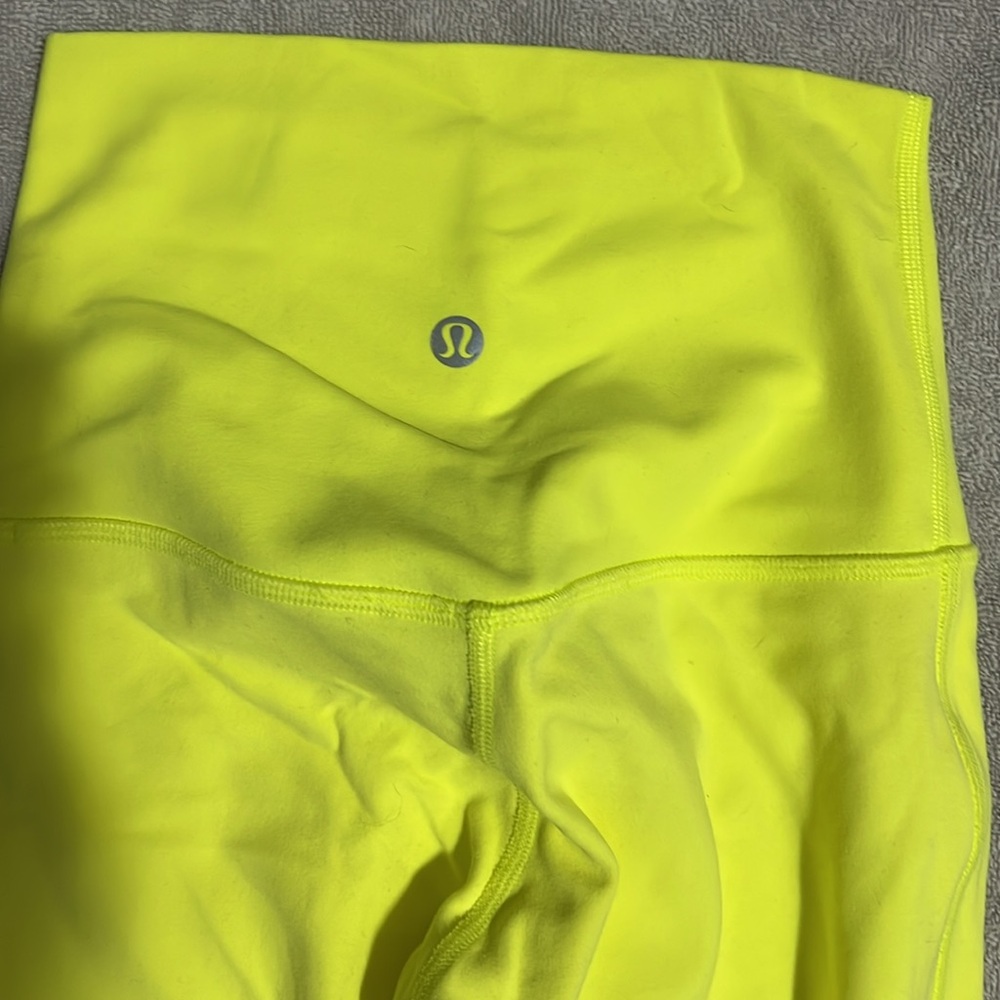 Lululemon align 25” pant 0 - Picture 4 of 5